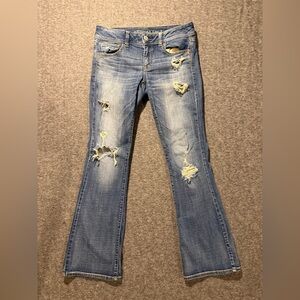 American Eagle Jeans Womens 8 blue Kick Boot Super Stretch Distressed Mid Rise